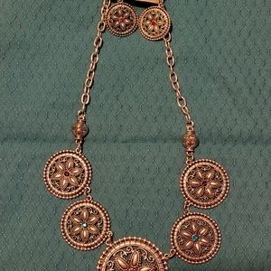 Paparazzi Necklace & Earring Set.